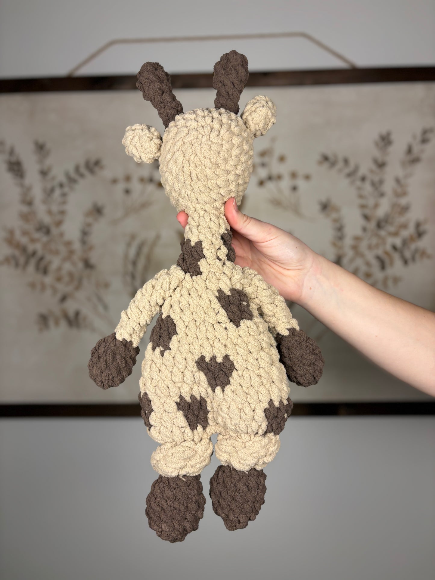 Large Giraffe Snuggler