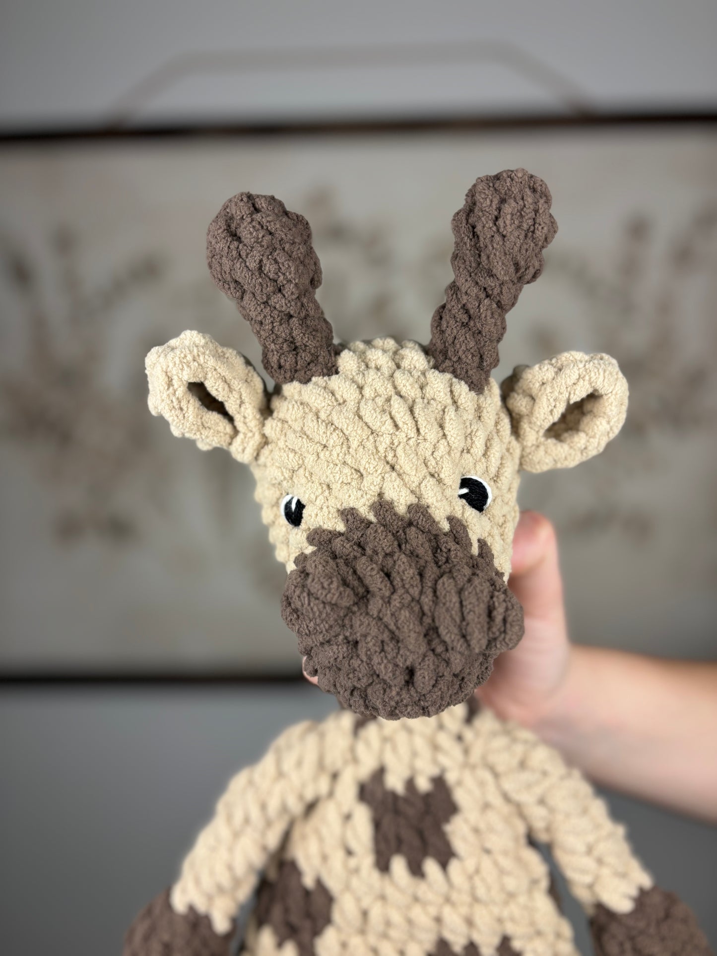 Large Giraffe Snuggler