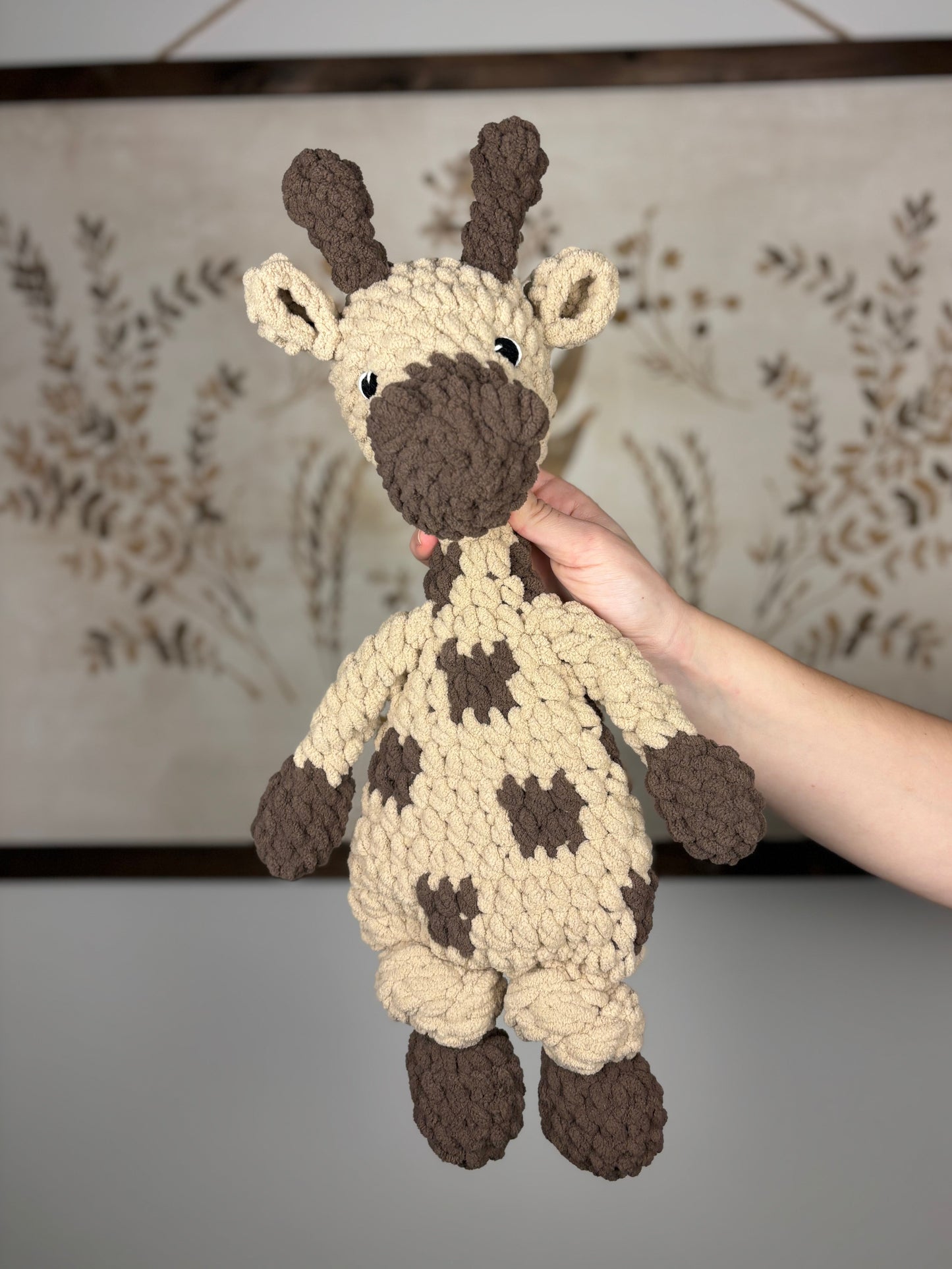 Large Giraffe Snuggler